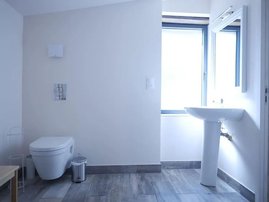 Gite 1 Dans Un Elevage D'Alpagas 2 Chambres Mellionnec